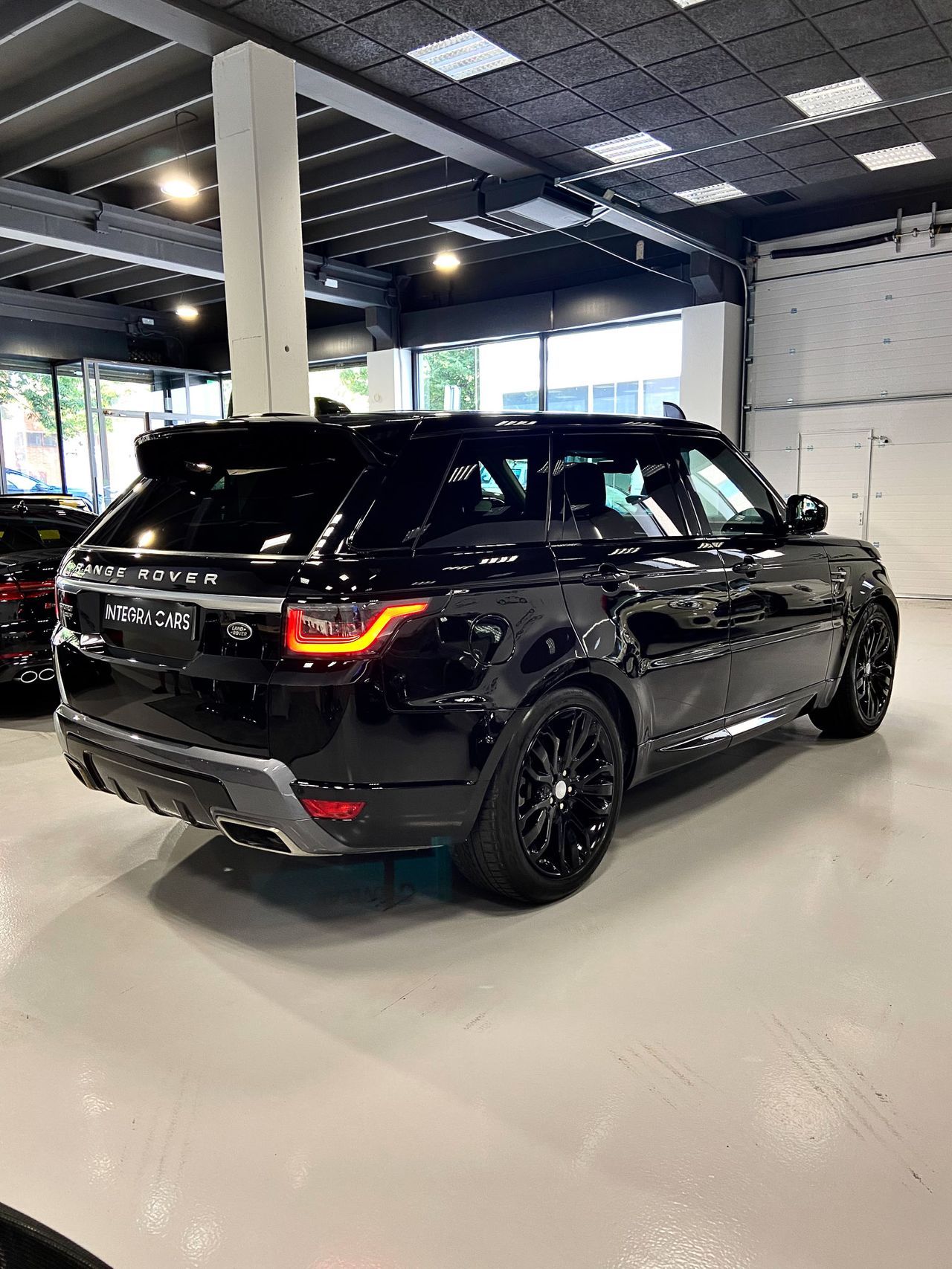 Land-Rover Range Rover Sport LAND-ROVER Range Rover Sport 2.0 Si4 PHEV 297kW 404CV HSE 5p  - Foto 5
