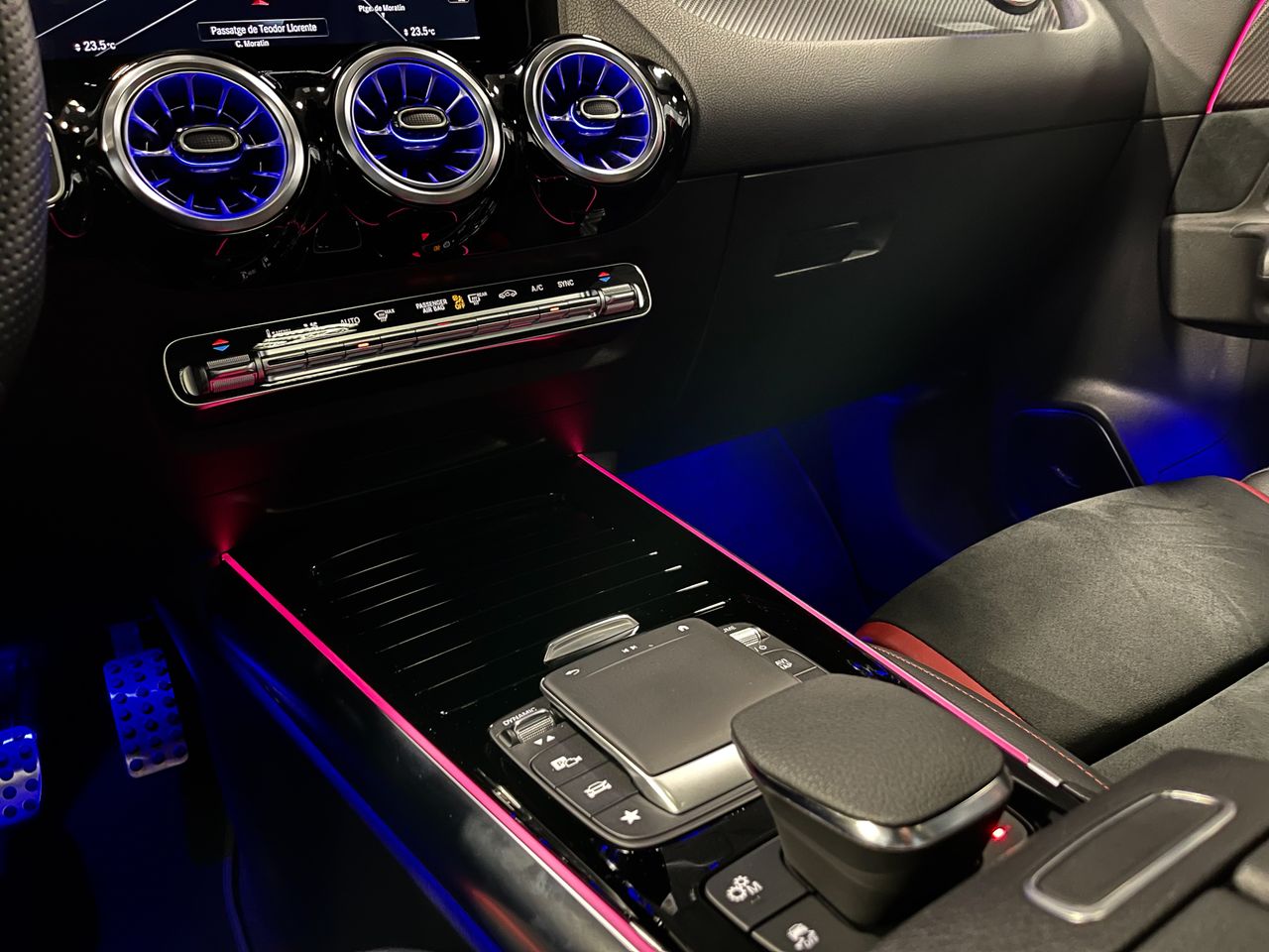 Mercedes GLA Mercedes-AMG GLA 35 4MATIC  - Foto 34