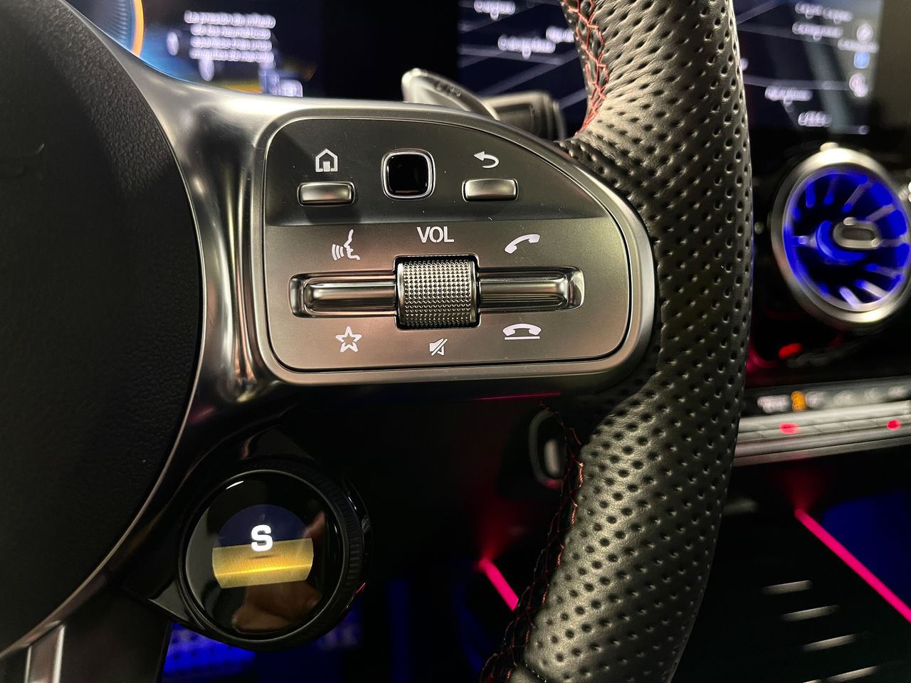 Mercedes GLA Mercedes-AMG GLA 35 4MATIC  - Foto 26