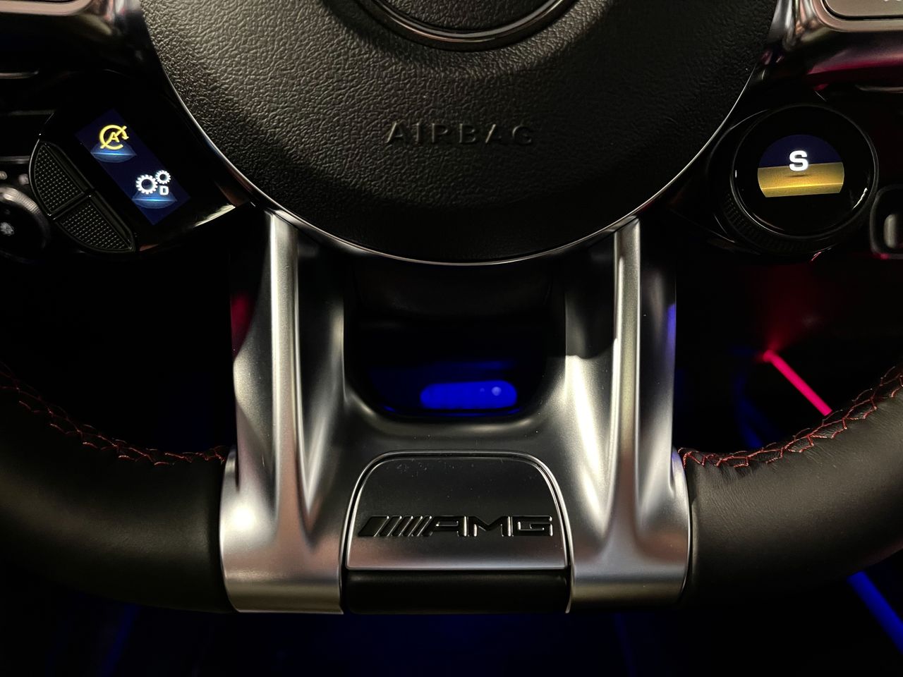 Mercedes GLA Mercedes-AMG GLA 35 4MATIC  - Foto 27