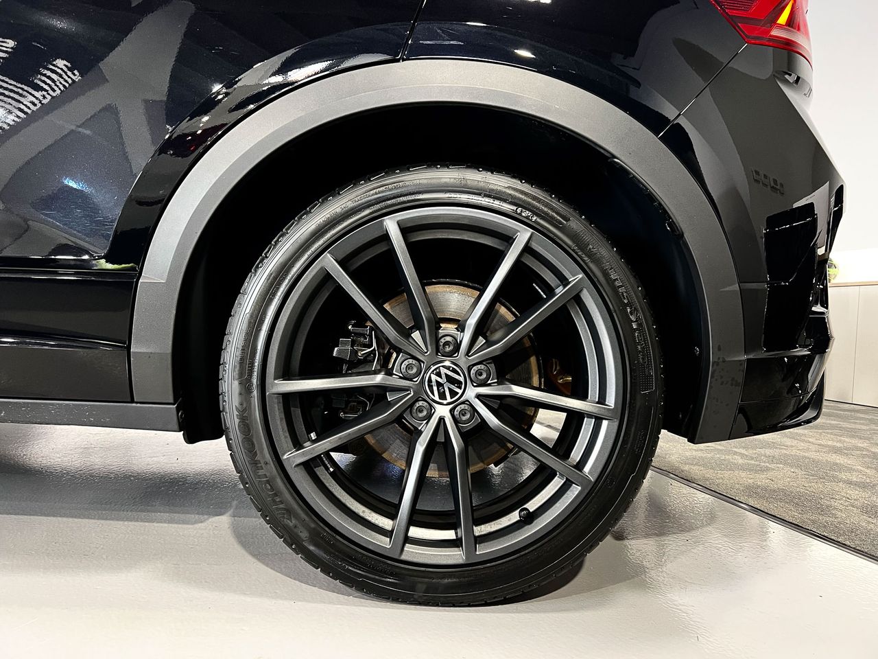 Volkswagen T-Roc R 300CV Akrapovic  - Foto 13