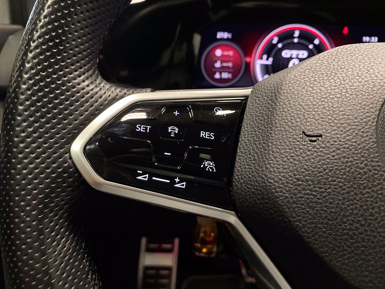 Volkswagen Golf 8 GTD DSG 200CV 5p.  - Foto 12