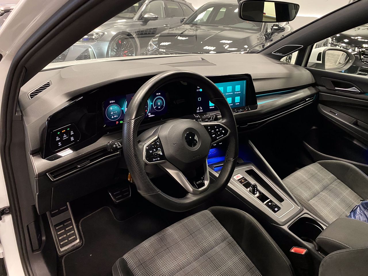 Volkswagen Golf 8 GTD DSG 200CV 5p.  - Foto 6