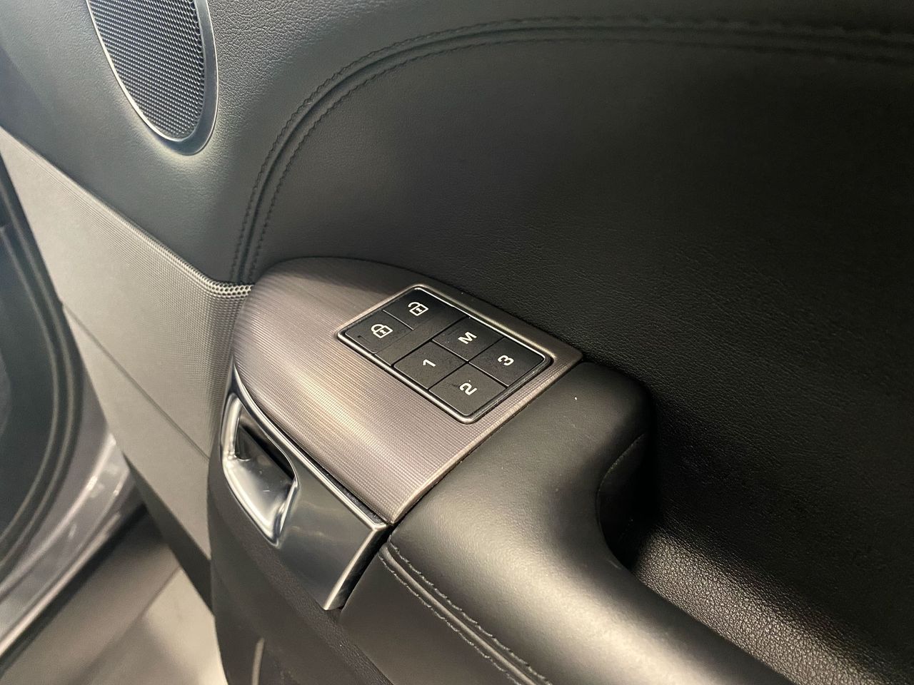 Land-Rover Range Rover Sport 3.0 D 249CV HSE Etiqueta ECO 7 plazas  - Foto 31