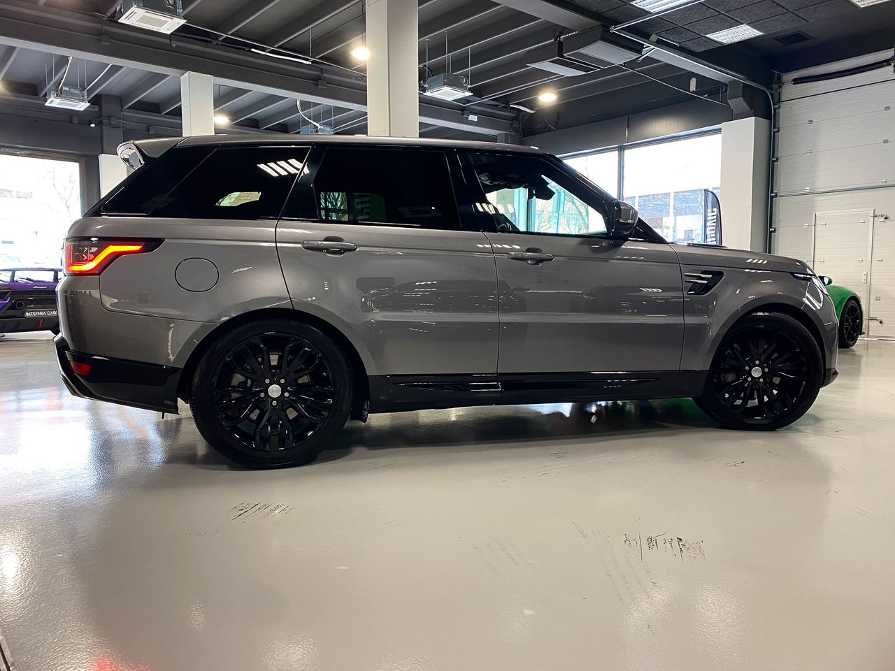 Land-Rover Range Rover Sport 3.0 D 249CV HSE Etiqueta ECO 7 plazas  - Foto 5