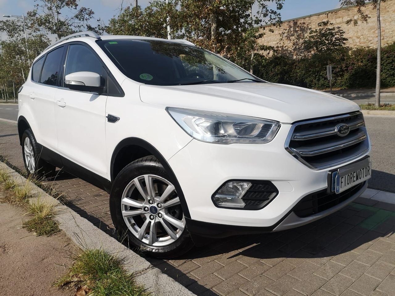 Ford c max navegador  de segunda mano - ford kuga 2019 /