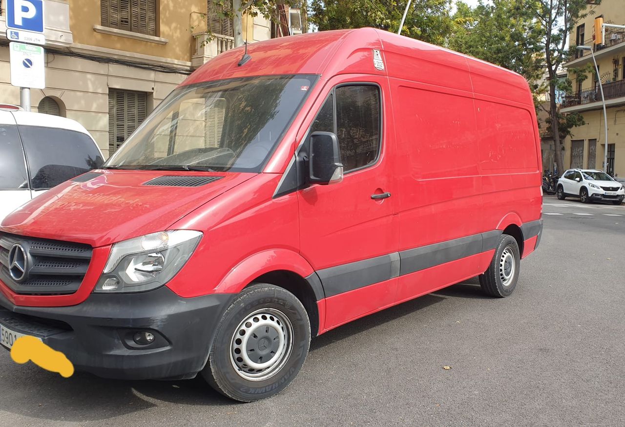 foto de mercedes sprinter 2019 de segunda mano