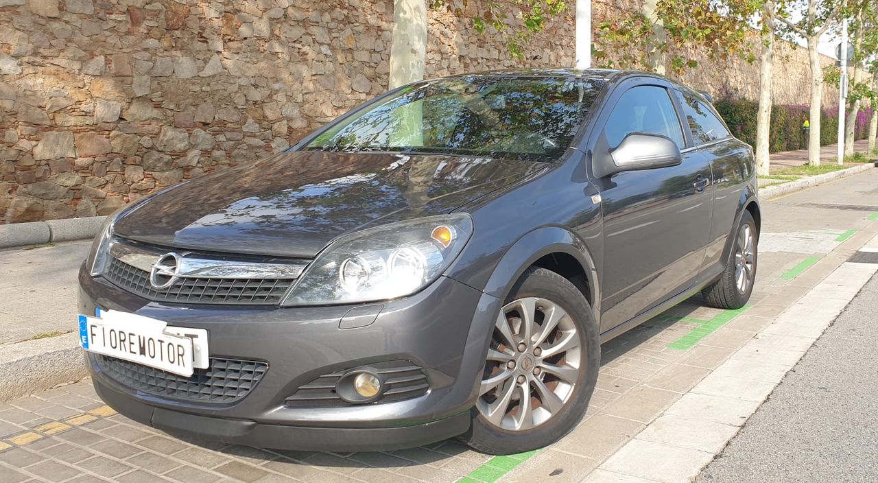 opel astra 2011 / foto grande (3)