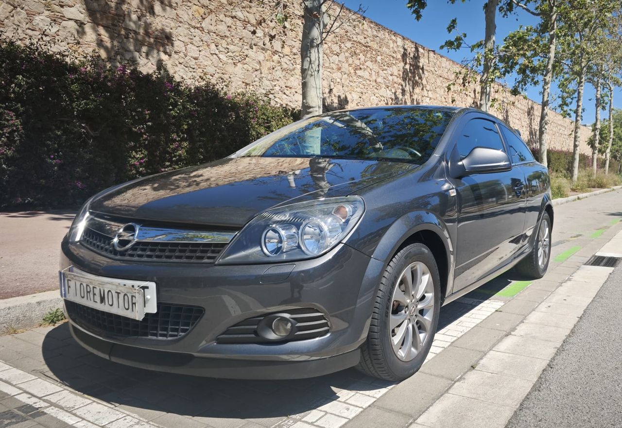 Opel Astra GTC 3P  1.6