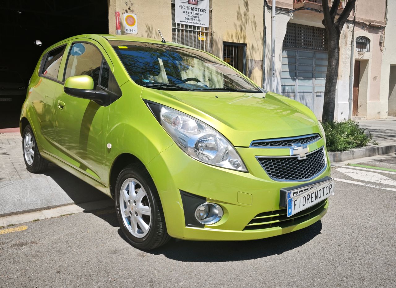 Foto chevrolet spark 2012 /