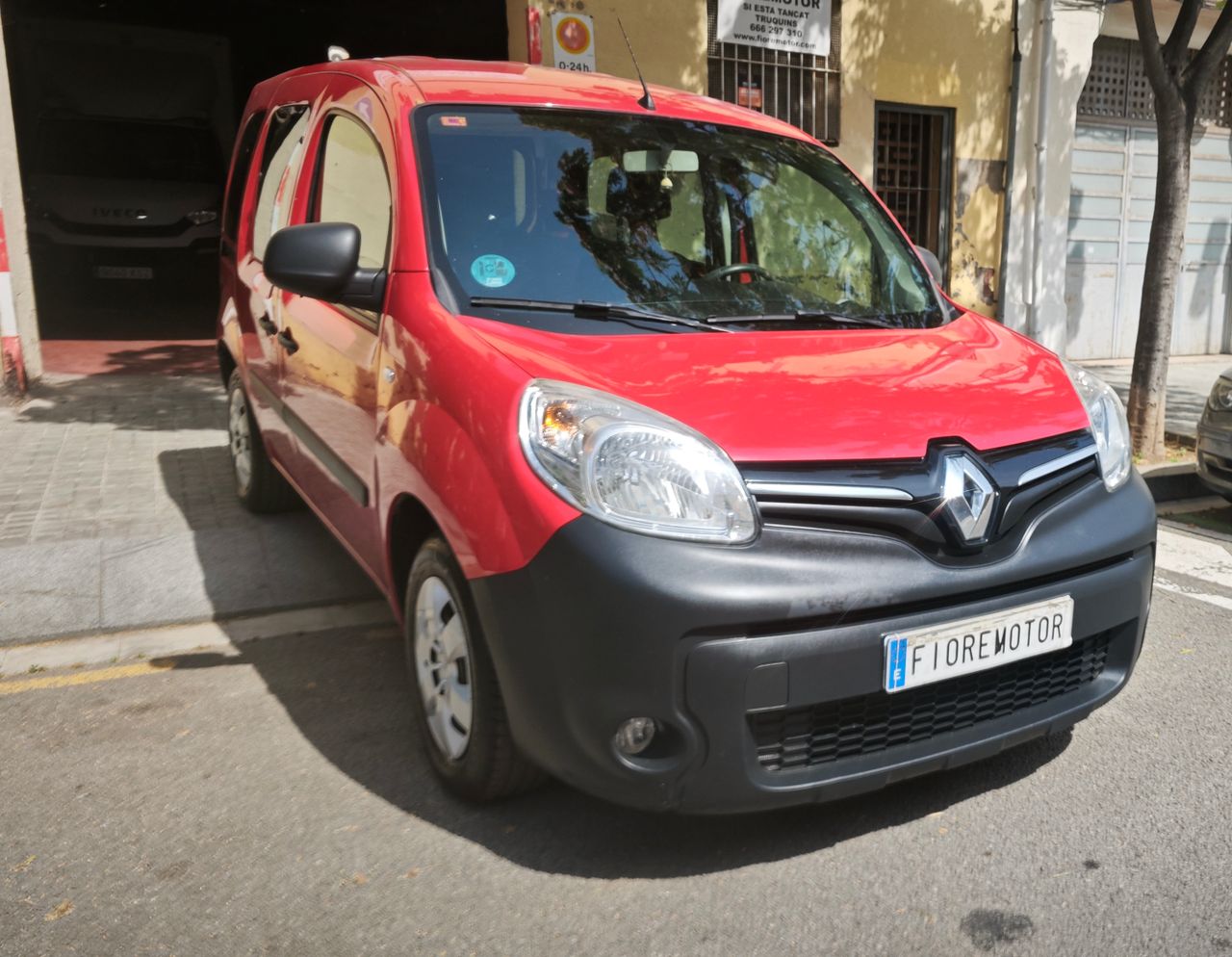 Foto renault kangoo combi 2021 /