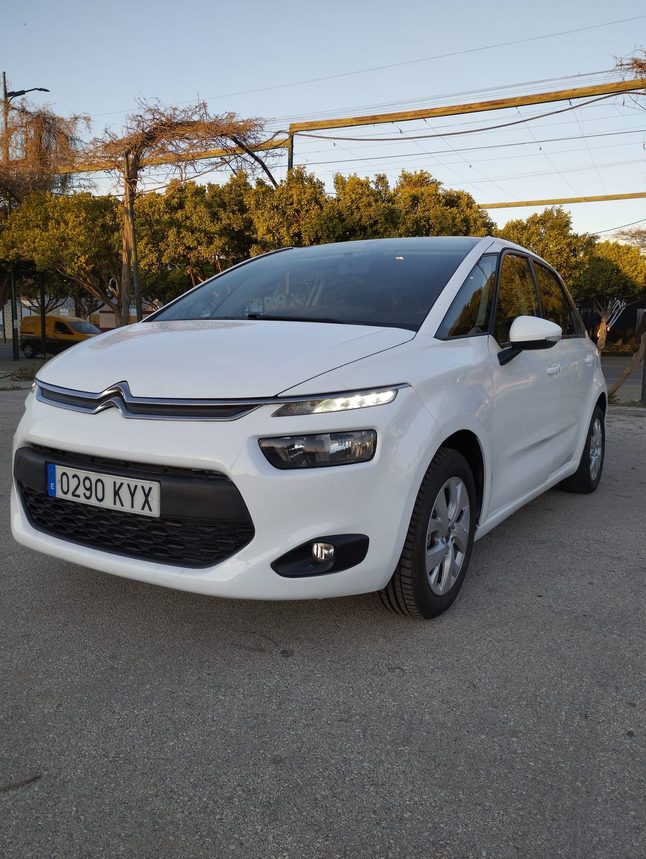 Citroën C4 Picasso ocasión segunda mano 2014 Diésel por 10.900€ en Málaga