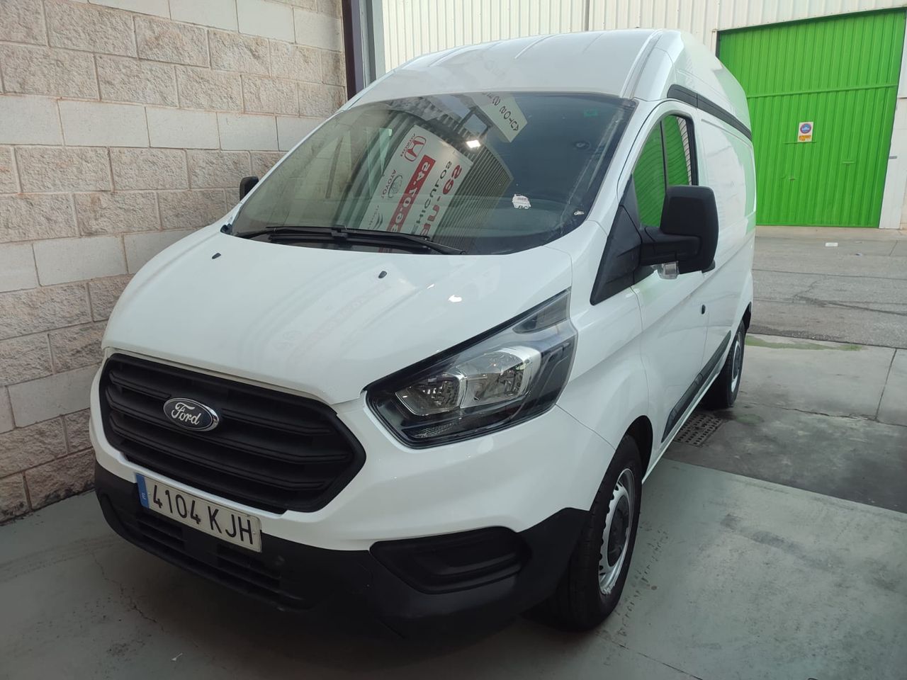 Ford Transit Custom ocasión segunda mano 2018 Diésel por 18.900€ en Málaga