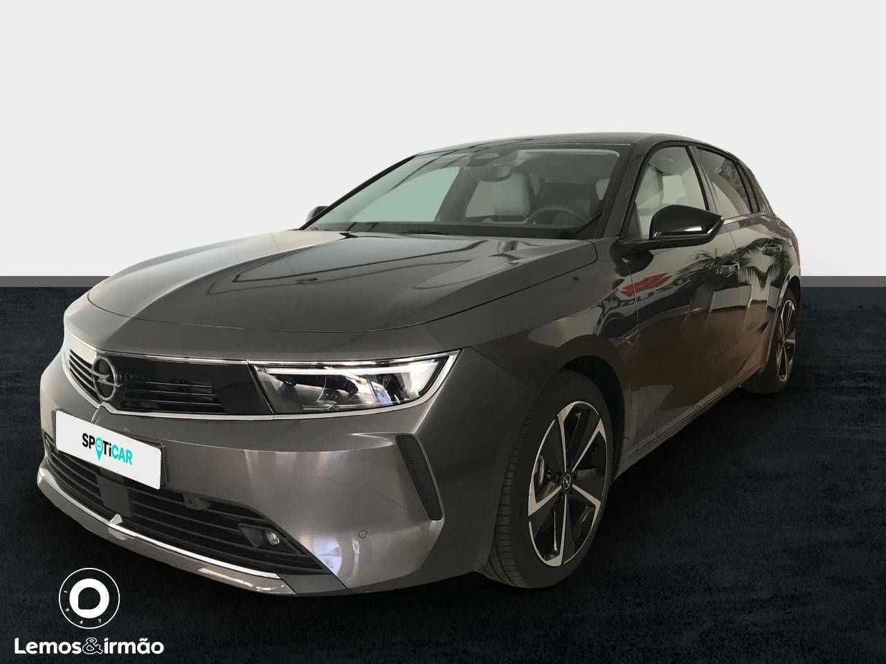 Foto opel astra 2023 /
