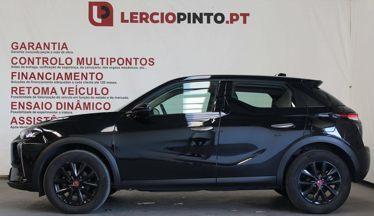 ds automobiles ds 3 2023 / foto grande (2)