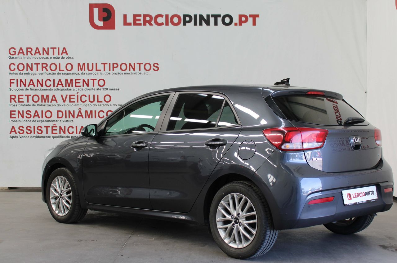 kia rio 2019 / foto grande (3)