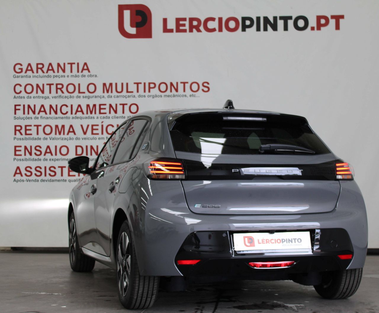 peugeot 208 2025 / foto grande (3)