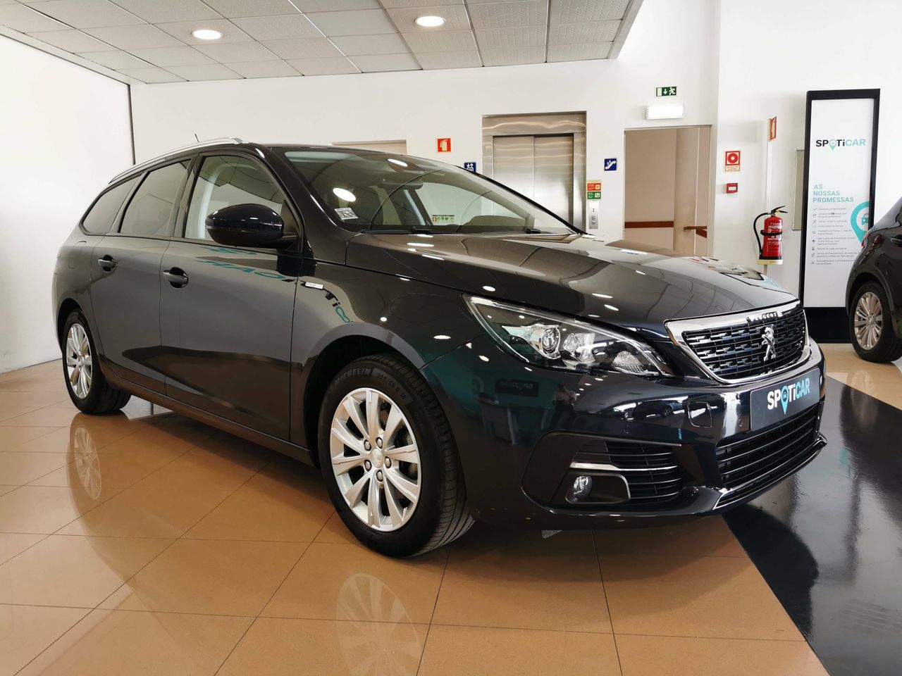 peugeot 308 2020 / foto grande (3)