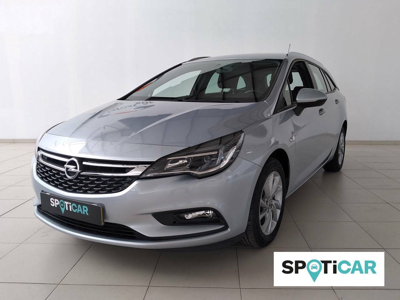 Foto opel astra 2019 /