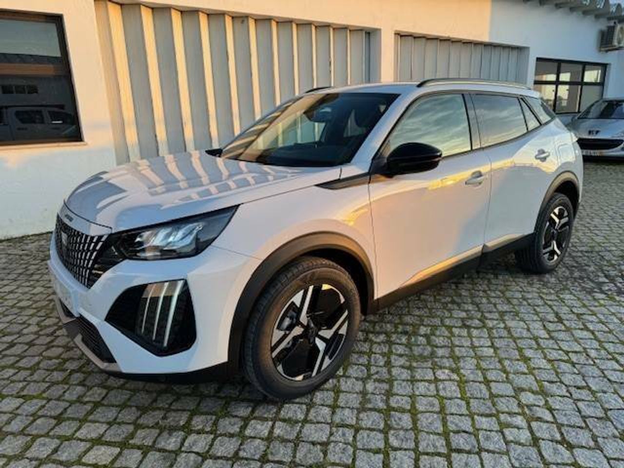 Foto peugeot 2008 2025 /