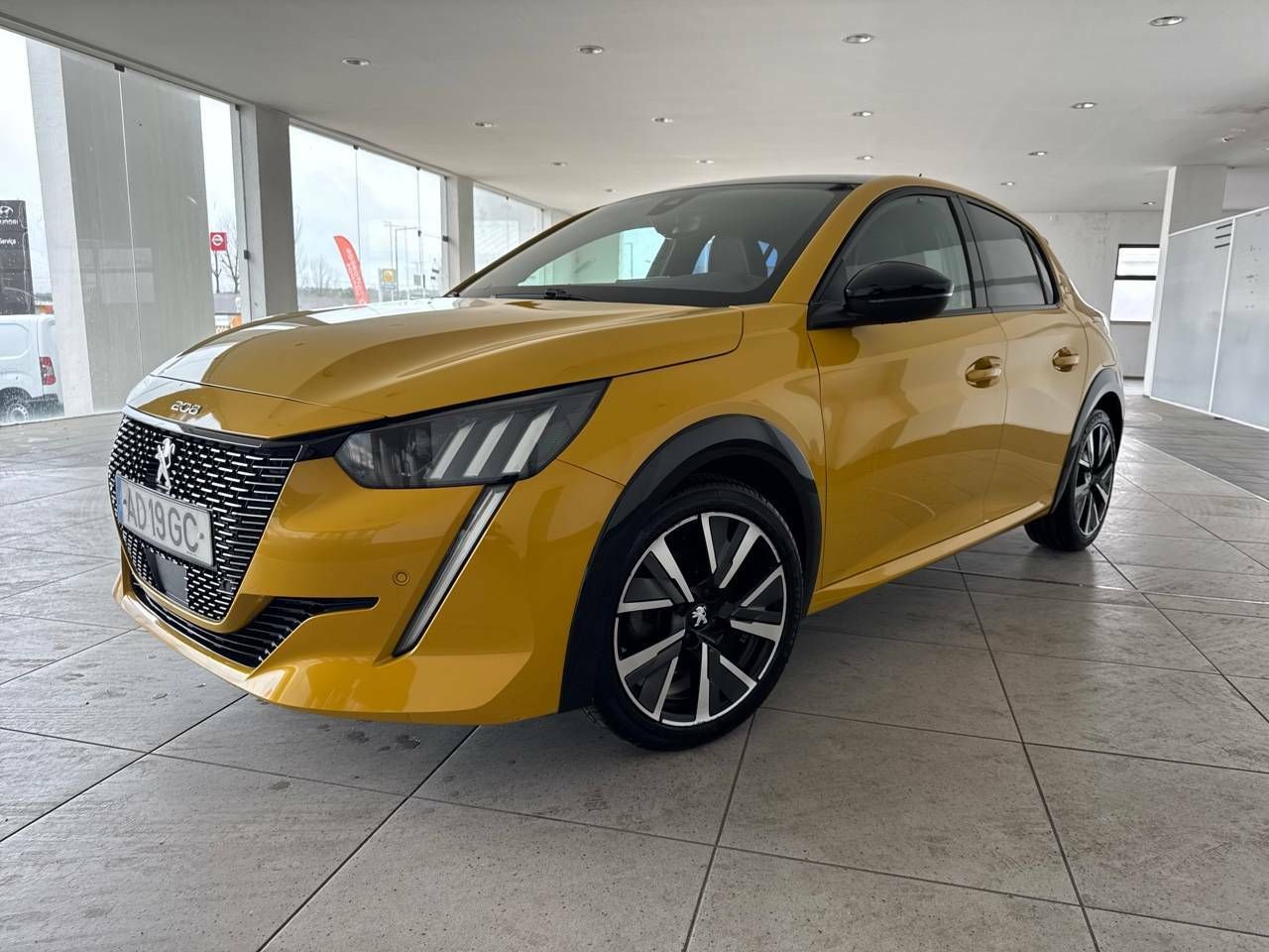 Volvo xc60 automatico 8 marchas  de segunda mano - peugeot 208 2020 /