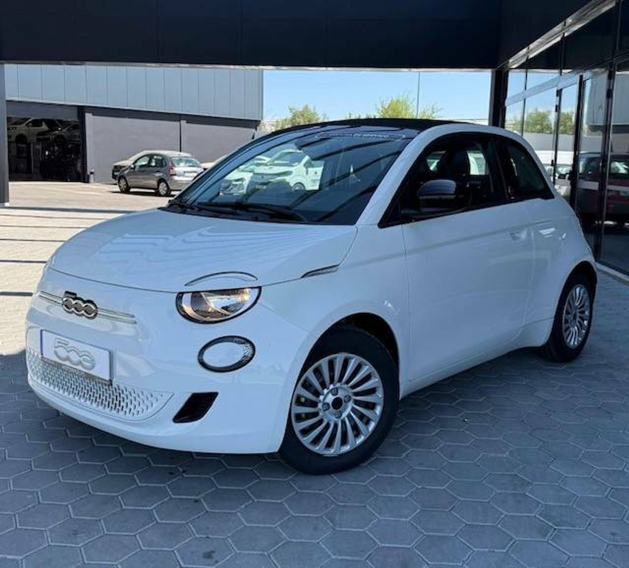 Foto fiat 500 2025 /