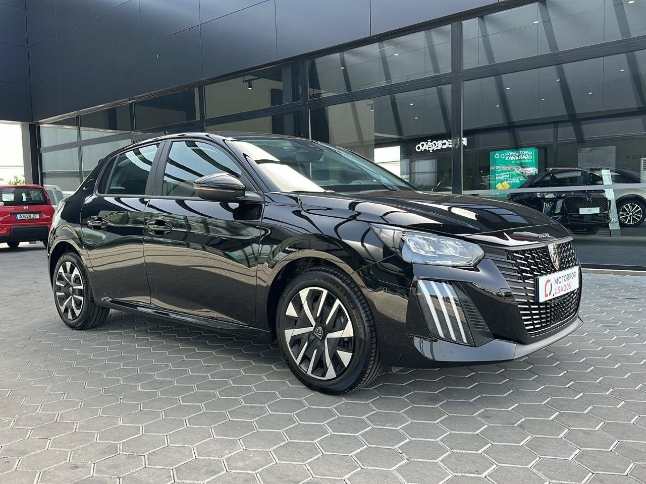 peugeot 208 2024 / foto grande (3)