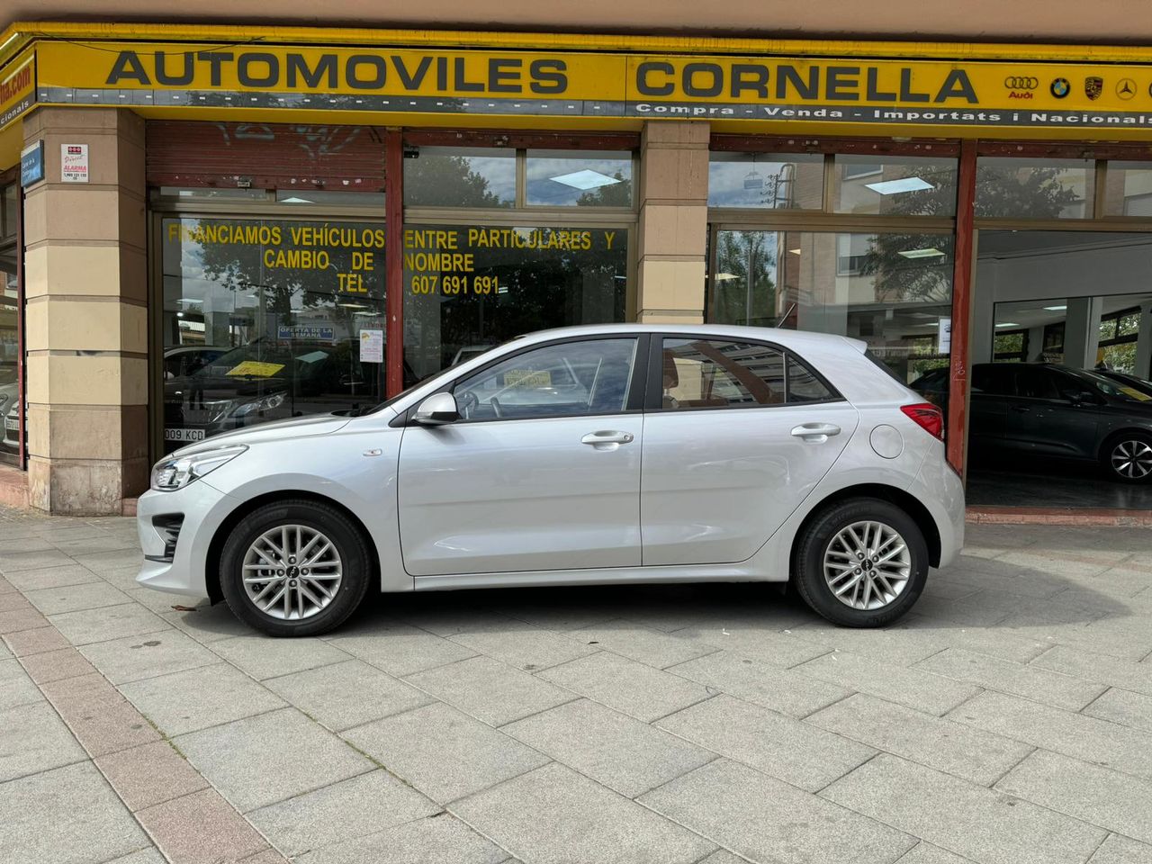 foto de kia rio de segunda mano