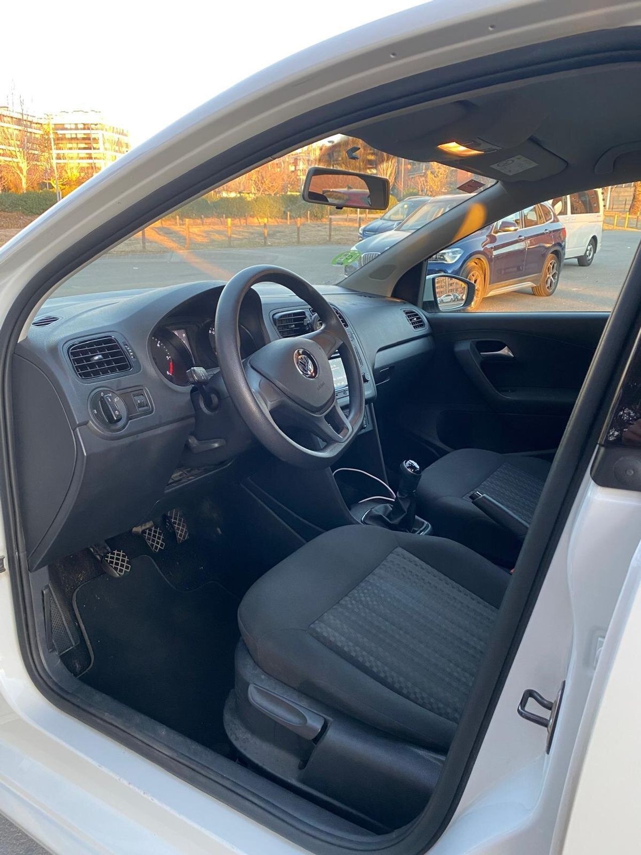 Volkswagen Polo 1.4 TDI BLUEMOTION 80CV  - Foto 6