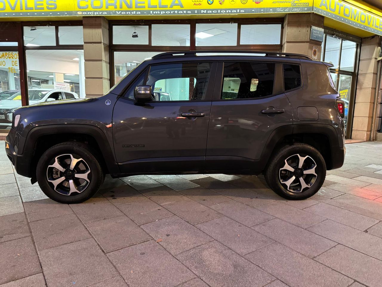 jeep renegade 2022 / foto grande (3)