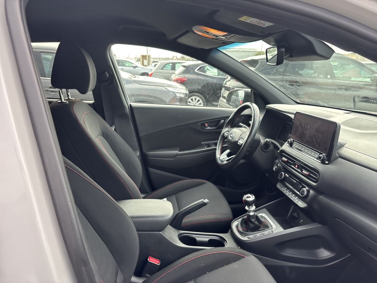 hyundai kona 2021 / foto grande (3)