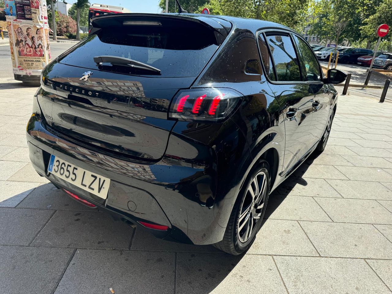 Peugeot 208 ALLURE  PURETECH 2022 - Foto 10