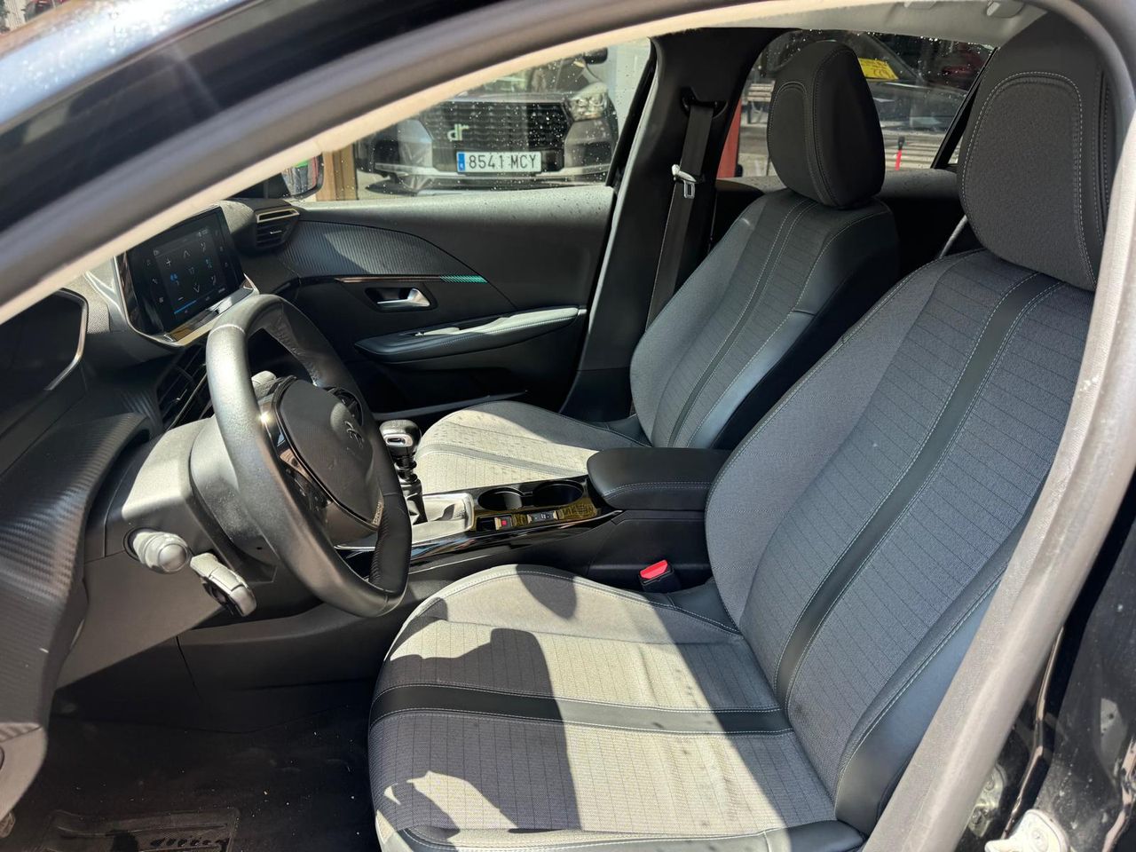 Peugeot 208 ALLURE  PURETECH 2022 - Foto 7