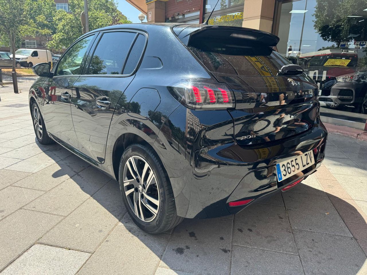 Peugeot 208 ALLURE  PURETECH 2022 - Foto 9