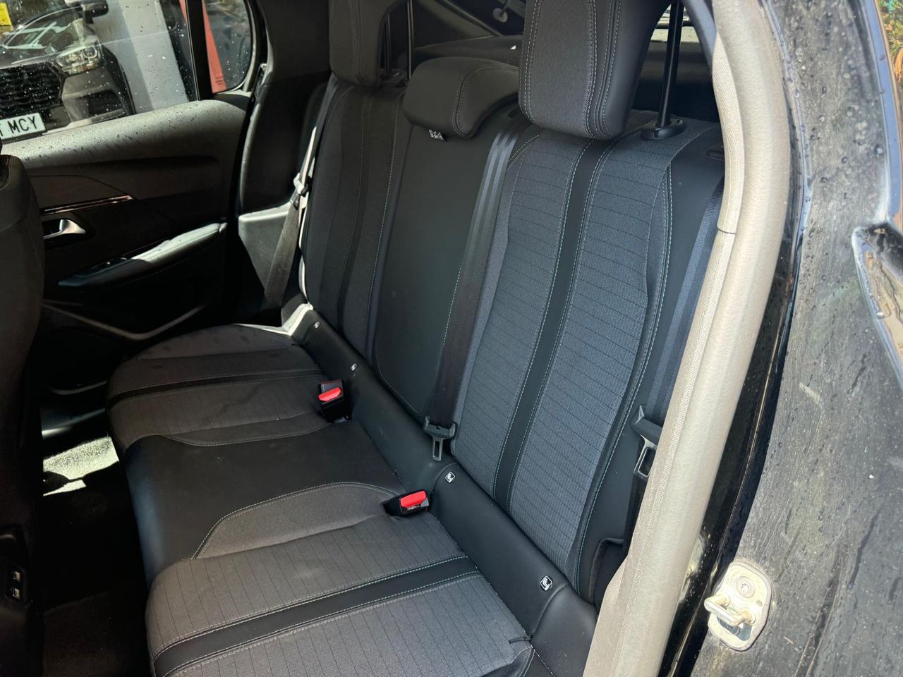 Peugeot 208 ALLURE  PURETECH 2022 - Foto 8