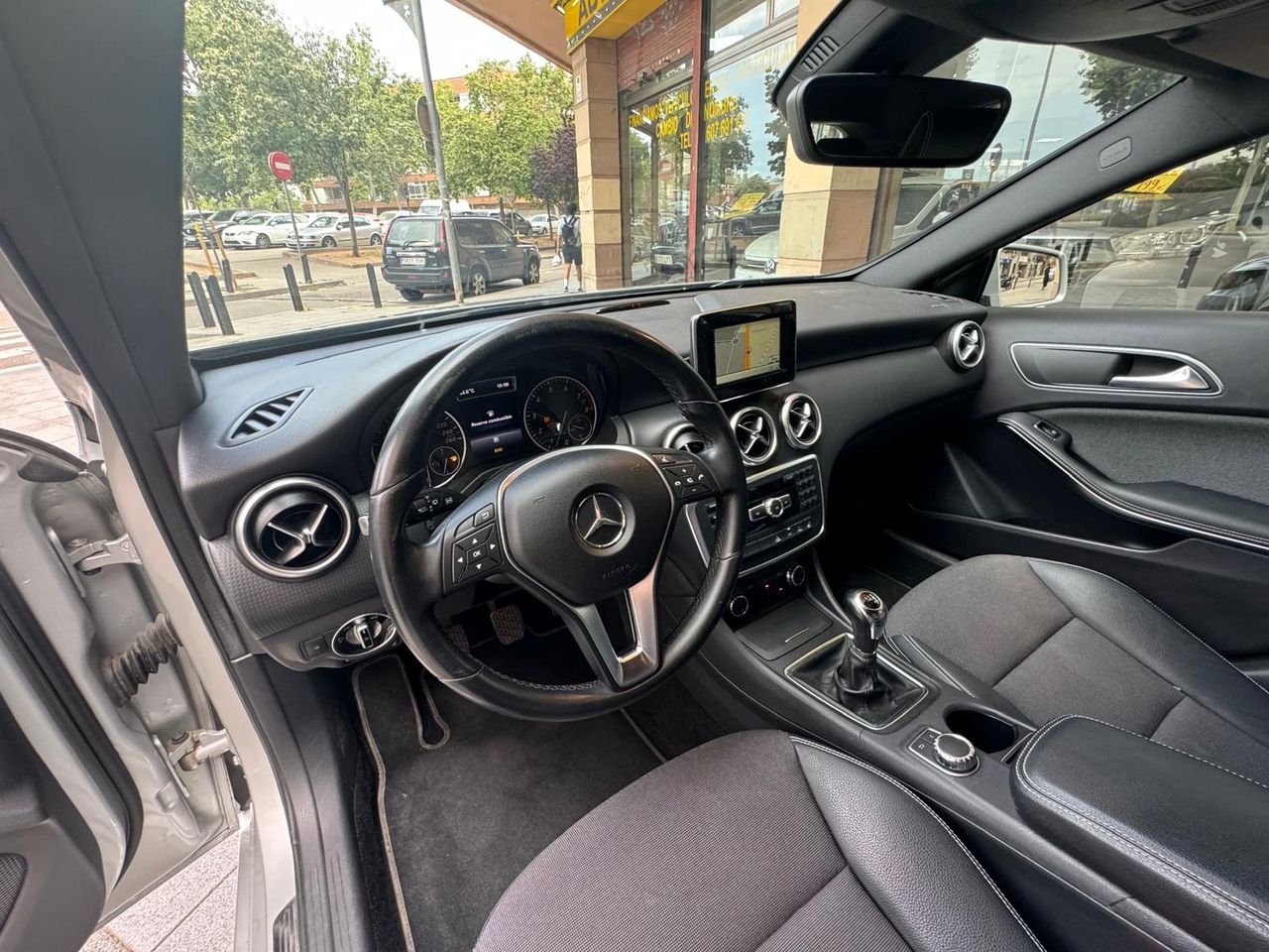 Mercedes Clase A 1.2  - Foto 11