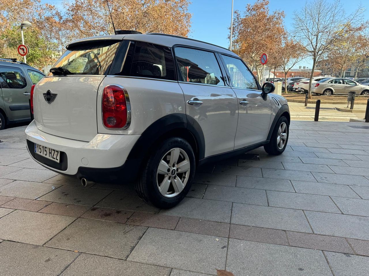 MINI Clubman Cooper D 5 puertas 1.6 - Foto 5