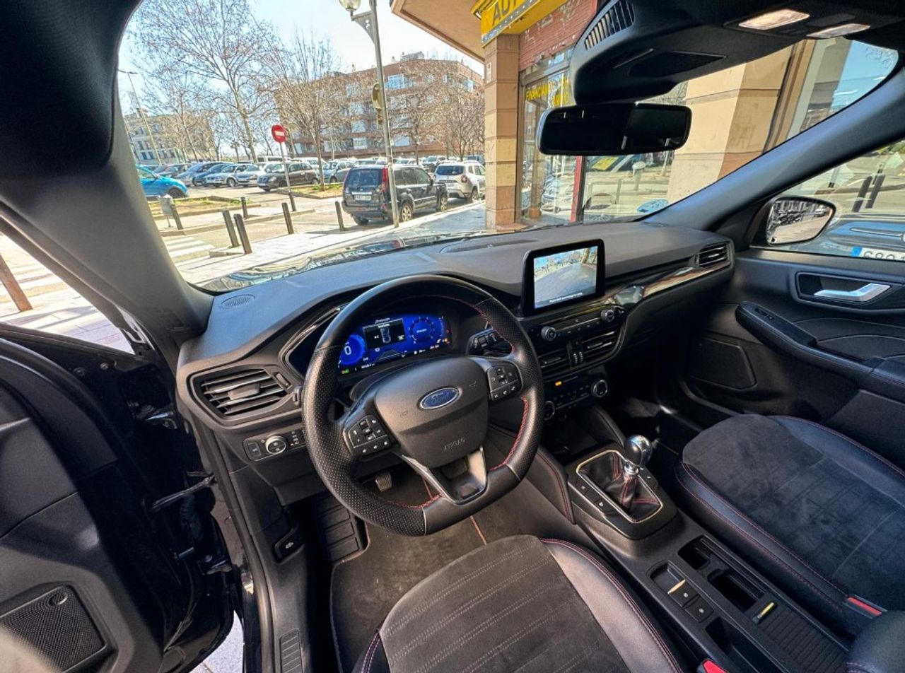 Ford Kuga X ECOBOSST 2022 - Foto 12