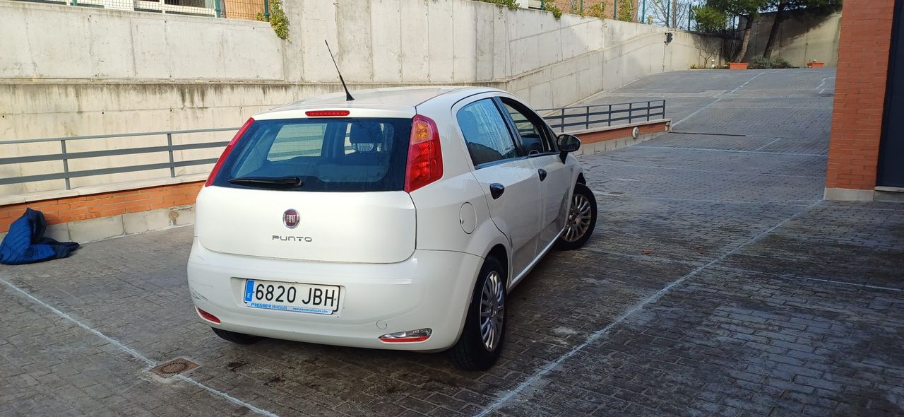 fiat punto 2014 / foto grande (2)