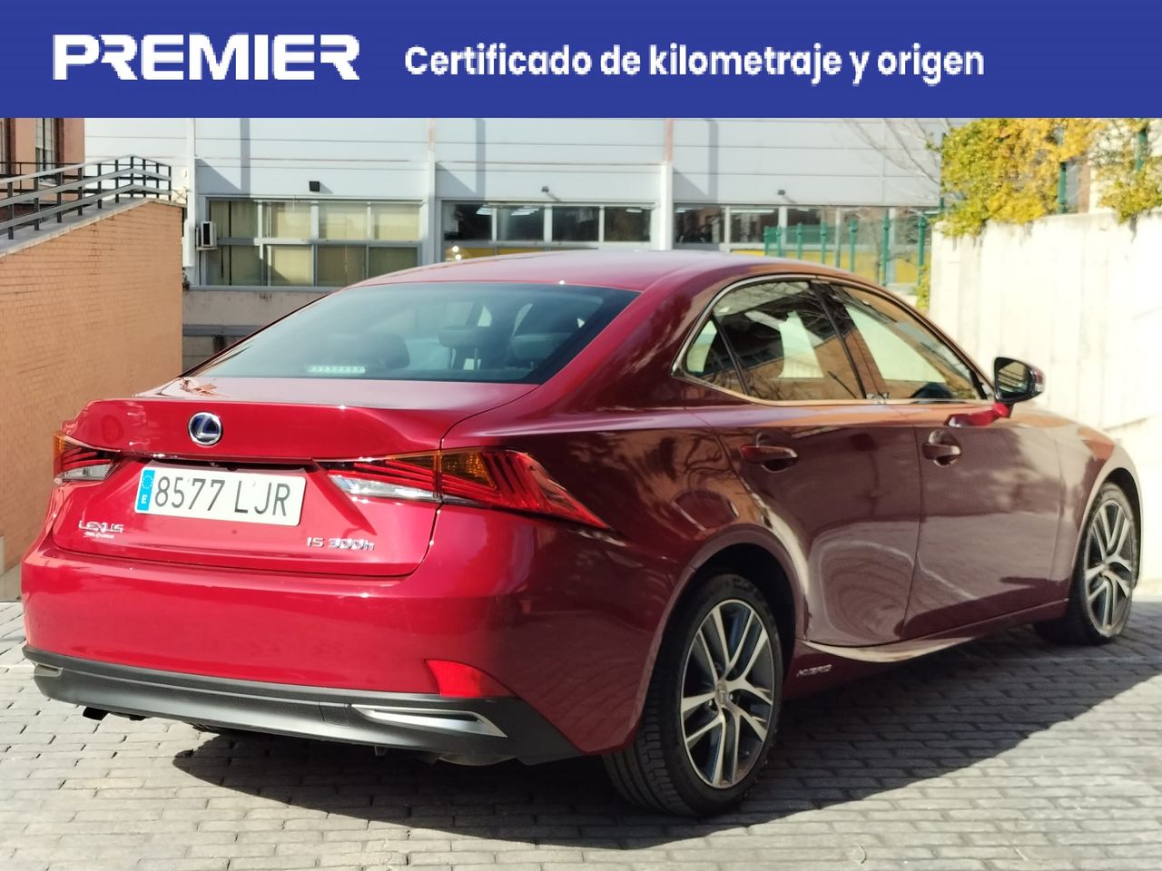 lexus is 2020 / foto grande (3)