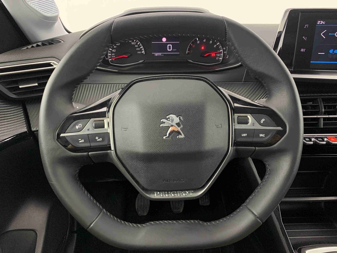peugeot 208 2023 / foto grande (3)
