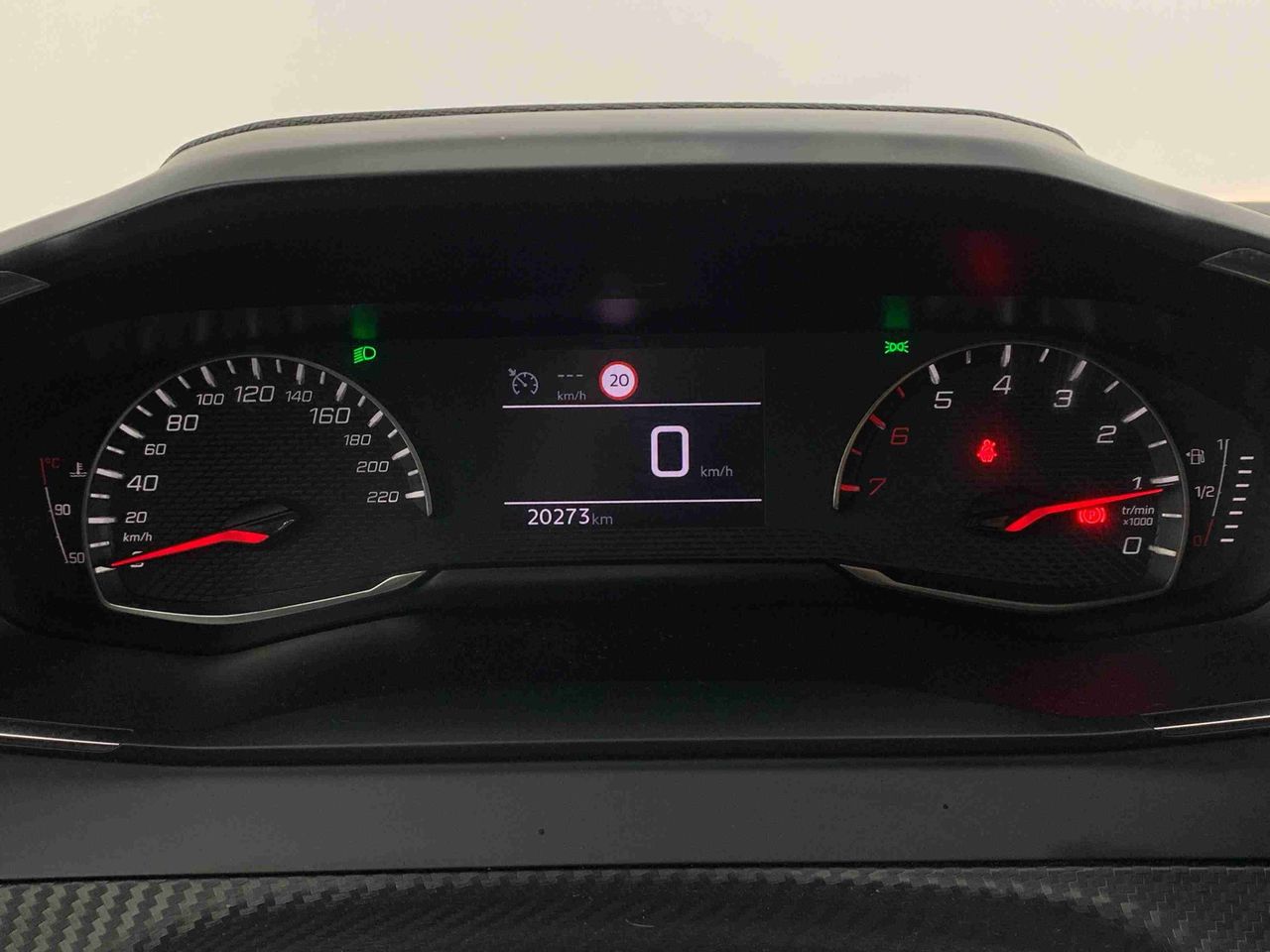 peugeot 2008 2023 / foto grande (2)