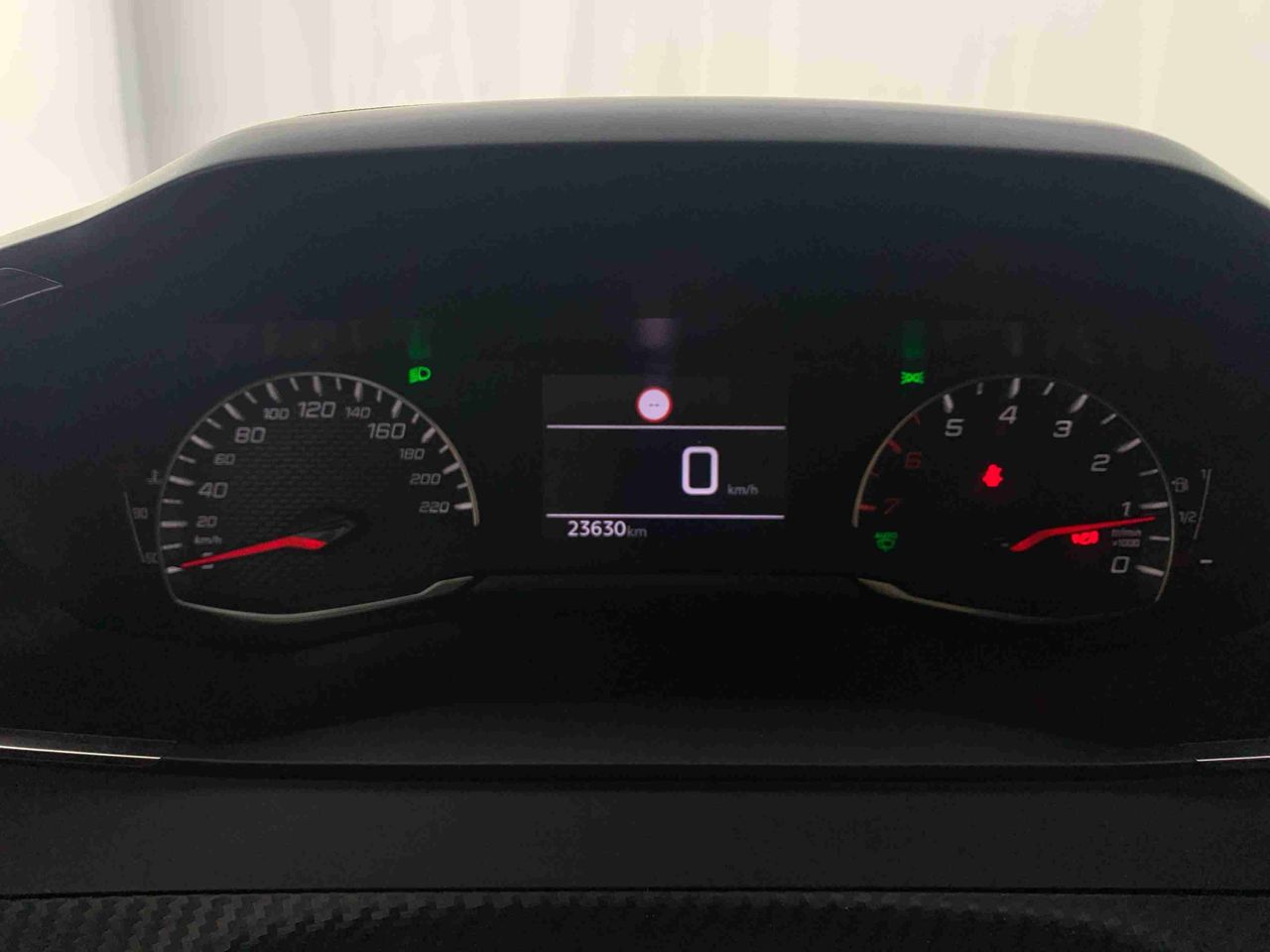 peugeot 2008 2023 / foto grande (2)