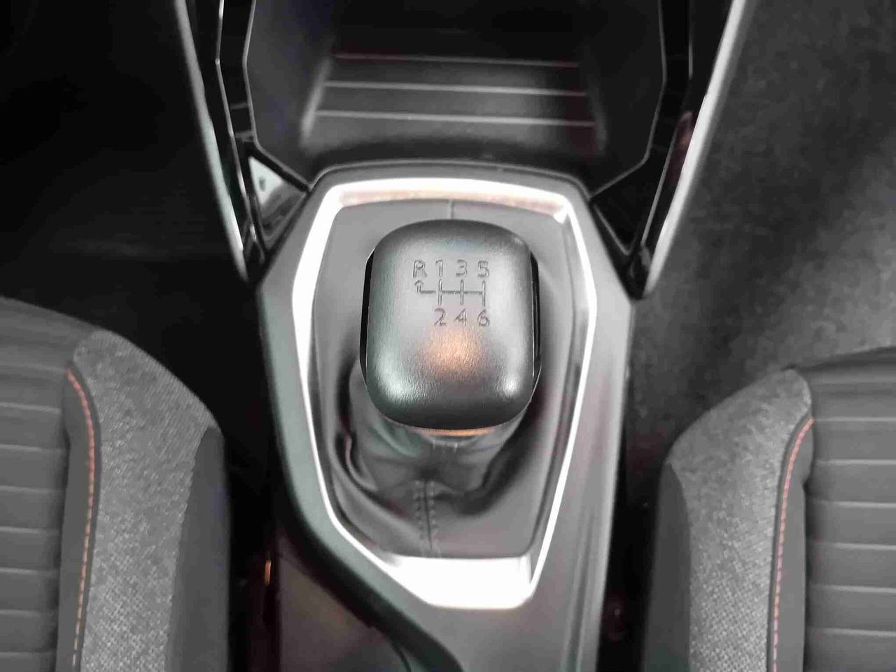Apartamento lujo dos  de segunda mano - peugeot 2008 2021 /