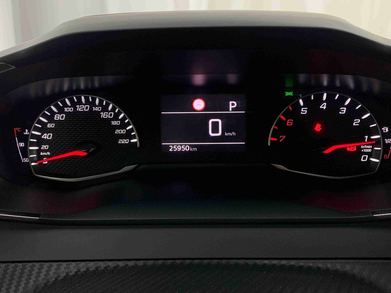peugeot 2008 2023 / foto grande (2)