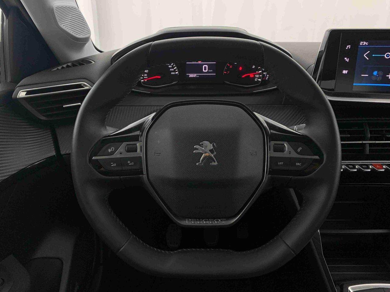 peugeot 208 2023 / foto grande (3)