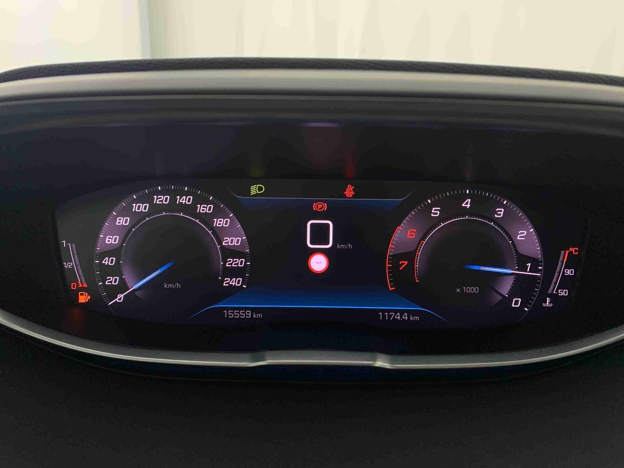 peugeot 3008 2024 / foto grande (2)