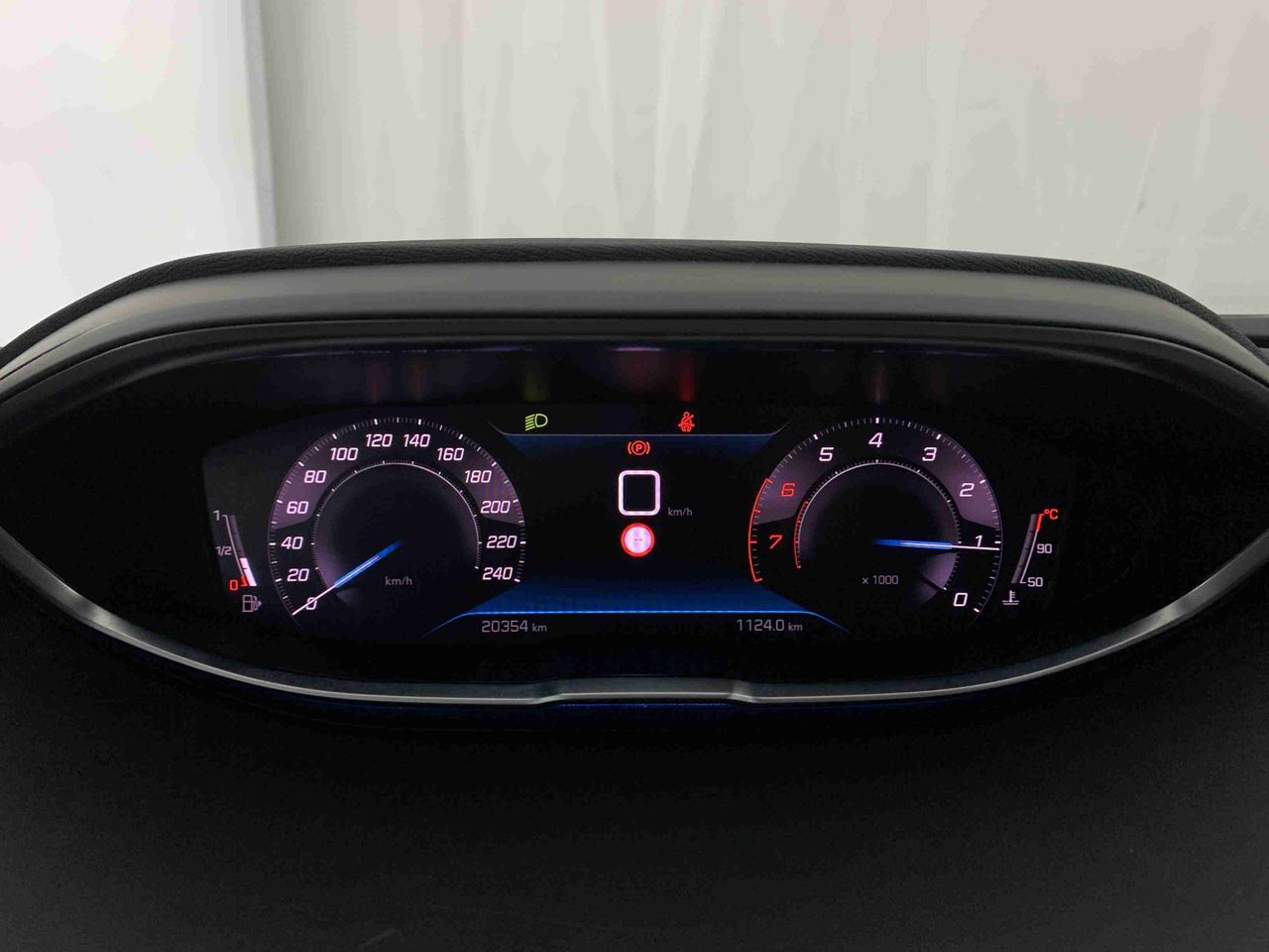 peugeot 3008 2024 / foto grande (2)
