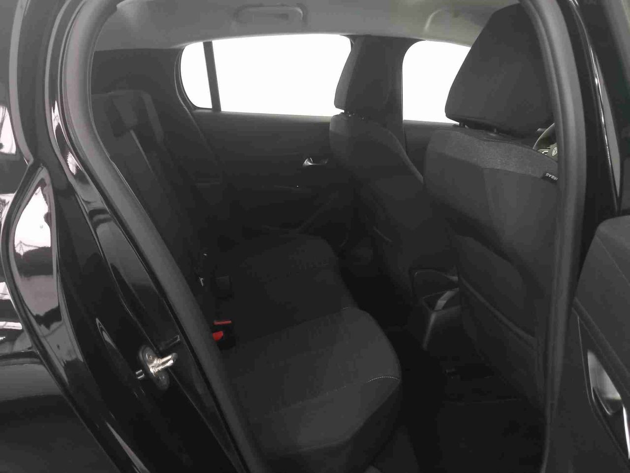 Foto peugeot 208 2024 /