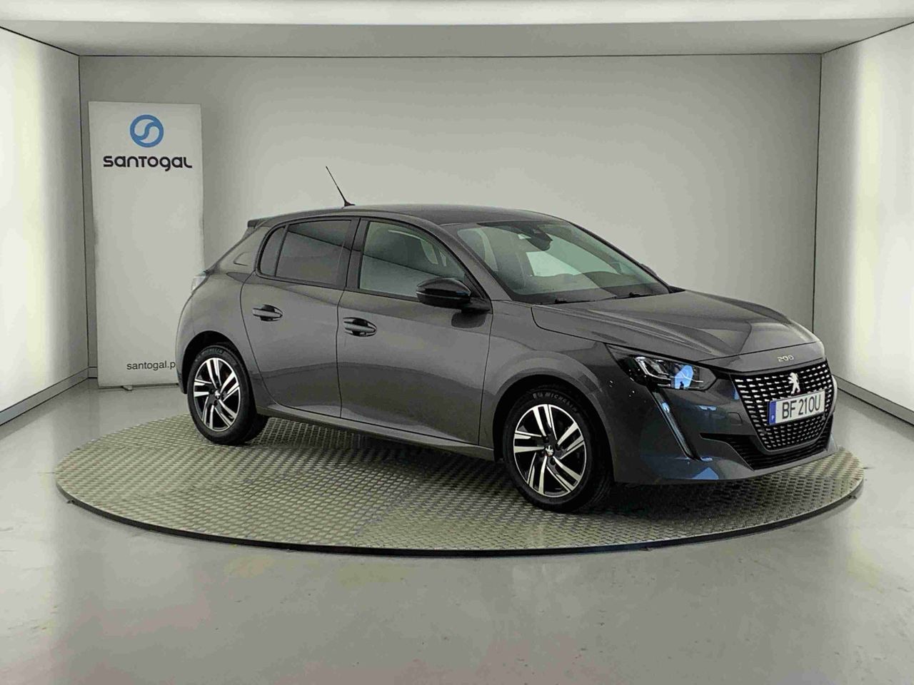 Foto peugeot 208 2023 /